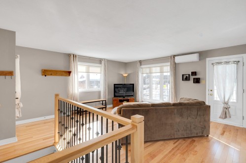 Salon - 202 Rue Des Pins, Prévost, QC - Indoor Photo Showing Other Room With Fireplace