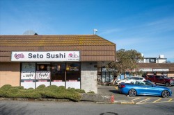 8-4286 Departure Bay Rd  Nanaimo, BC V9T 5K7