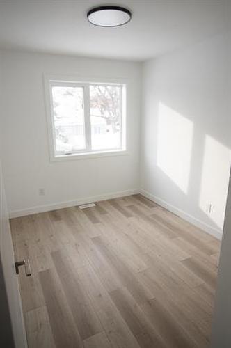 154 Perth Ave, Winnipeg, MB 