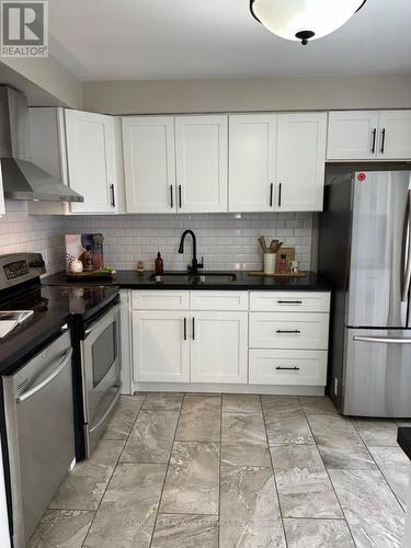 16 - 75 Ansondale Road, London South, ON - Indoor Photo Showing Kitchen With Upgraded Kitchen