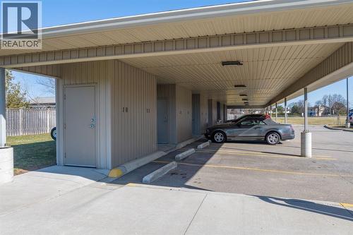 180 Bunker Avenue Unit# 2Br, St Clair, ON - Outdoor
