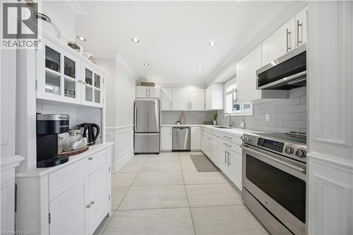 43 Kipling Crescent, Ajax, ON - Indoor Photo Showing Kitchen With Stainless Steel Kitchen With Upgraded Kitchen