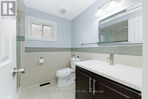 161 Hupfield Trail, Toronto, ON - Indoor Photo Showing Bathroom