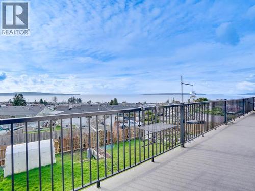 4029 Lytton Ave, Powell River, BC - Outdoor With Body Of Water