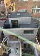 R - 60 BEVERLEY STREET  Toronto, ON M5T 1X9