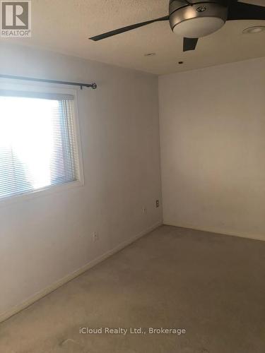 5484 Richmeadow Mews, Mississauga, ON - Indoor Photo Showing Other Room