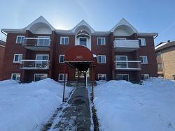 346 Boul. Samson  Laval (Sainte-Dorothée), QC H7X 3C1