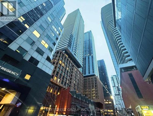 2508 - 8 WIDMER STREET  Toronto, ON M5V 0W6