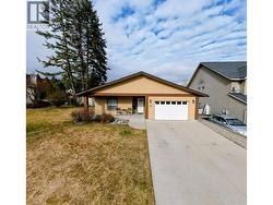 651 Hanville Place  Castlegar, BC V1N 4H3