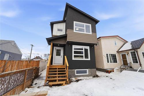 .5 223 Royal Avenue  Winnipeg, MB R2V 1H6
