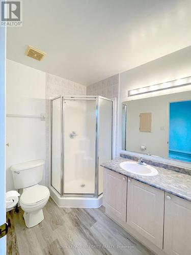 27 Santa Cruz Private, Ottawa, ON - Indoor Photo Showing Bathroom