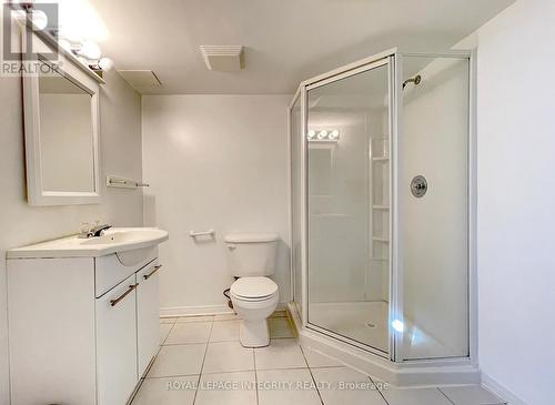 27 Santa Cruz Private, Ottawa, ON - Indoor Photo Showing Bathroom
