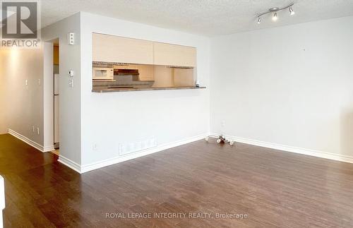 27 Santa Cruz Private, Ottawa, ON - Indoor Photo Showing Other Room