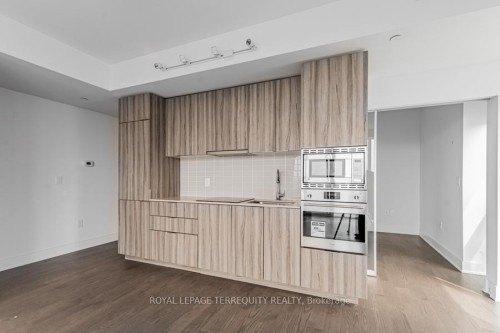 3106-955 Bay Street, Toronto, ON - Indoor