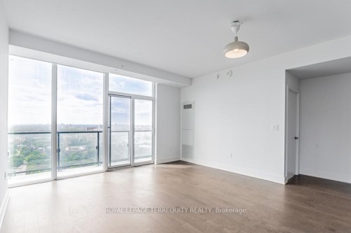 3106-955 Bay Street, Toronto, ON - Indoor Photo Showing Other Room