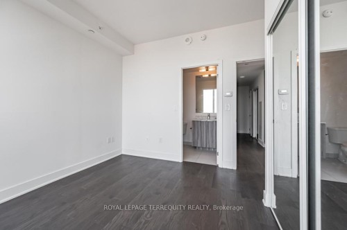 3106-955 Bay Street, Toronto, ON - Indoor Photo Showing Other Room