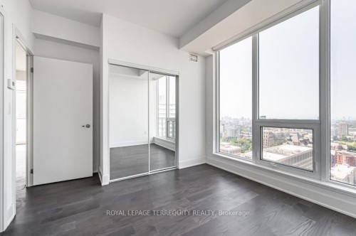 3106-955 Bay Street, Toronto, ON - Indoor Photo Showing Other Room