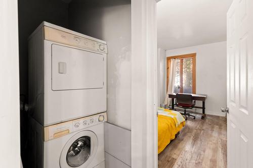 Laundry room - 2293 Rue Rachel E., Montréal (Le Plateau-Mont-Royal), QC - Indoor Photo Showing Laundry Room