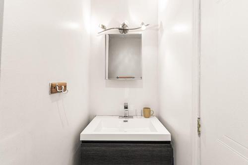 Bathroom - 2293 Rue Rachel E., Montréal (Le Plateau-Mont-Royal), QC - Indoor Photo Showing Bathroom