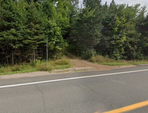 Extérieur - Route 323 N., Amherst, QC 