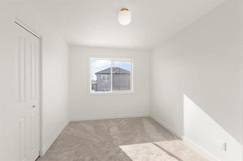 102 Ebb Tide Dr, Winnipeg, MB 