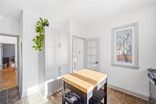 5 Neil Pl, Winnipeg, MB 