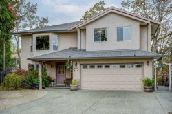 1175 Gait Lane  Saanich, BC V8P 5T6