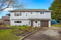 2218 Magnolia Pl  Sidney, BC V8L 4C9