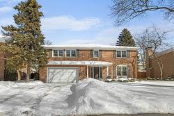 270 Av. Appin  Mont-Royal, QC H3P 1V8