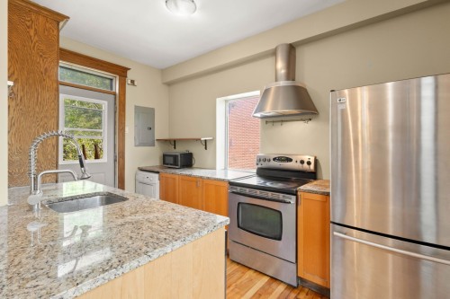 Kitchen - 2299 Rue Rachel E., Montréal (Le Plateau-Mont-Royal), QC - Indoor Photo Showing Kitchen