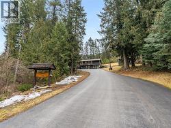 2162 Old Salmo Road  Fruitvale, BC V0G 1L1