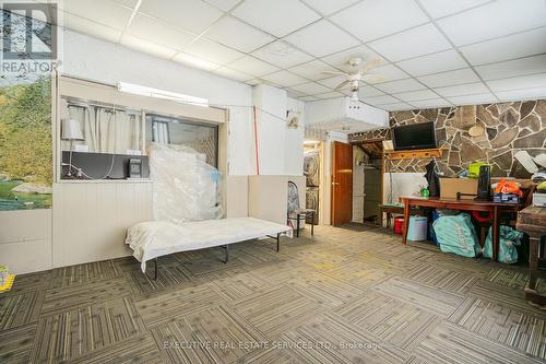 268 Ross Avenue, Kitchener, ON - Indoor Photo Showing Other Room