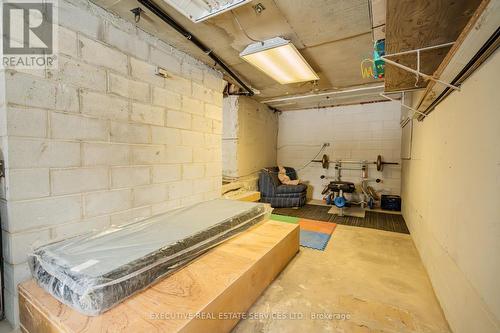 268 Ross Avenue, Kitchener, ON - Indoor