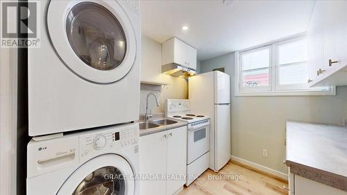 22 Broadview Avenue, Cambridge, ON - Indoor Photo Showing Laundry Room