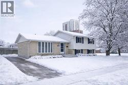 148 PEPPERWOOD Crescent Unit# Lower  Kitchener, ON N2A 2R3
