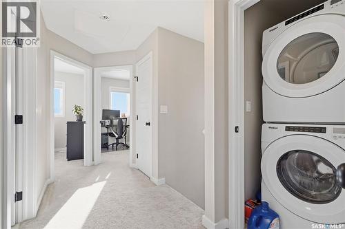 251 Labine Bend, Saskatoon, SK - Indoor Photo Showing Laundry Room