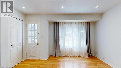 22 Broadview Avenue, Cambridge, ON - Indoor Photo Showing Other Room