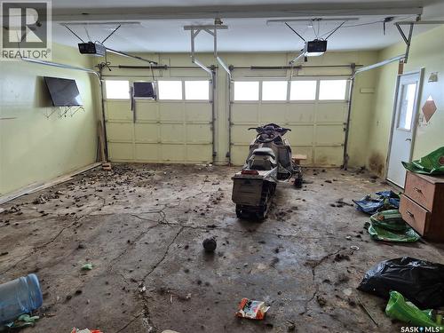 205 Railway Avenue N, Marcelin, SK - Indoor Photo Showing Garage