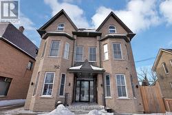 3A - 352 MAIN STREET N  Markham, ON L3P 1Z1