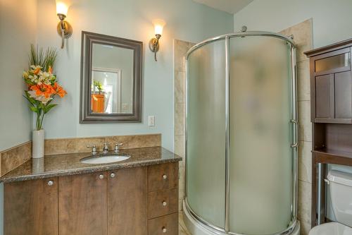 Salle de bains attenante à la CCP - 3341 Route Du Fleuve, Les Éboulements, QC - Indoor Photo Showing Bathroom