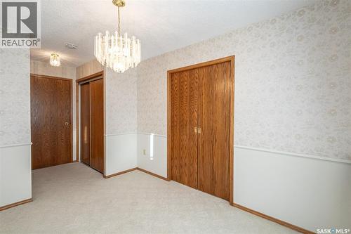 202 520 3Rd Avenue N, Saskatoon, SK - Indoor Photo Showing Other Room