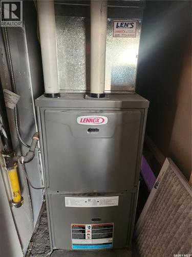 421 4Th Street, Chaplin, SK - Indoor Photo Showing Basement