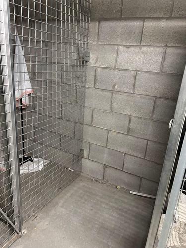 Storage - 437-1414 Rue Chomedey, Montréal (Ville-Marie), QC - Indoor Photo Showing Bathroom