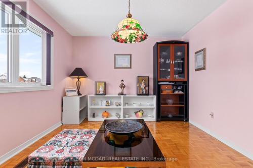 4461 Gladebrook Crescent, Mississauga, ON - Indoor