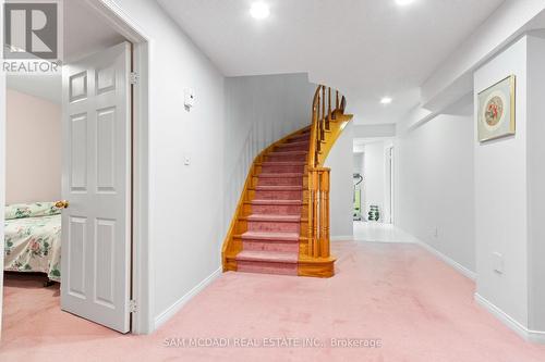 4461 Gladebrook Crescent, Mississauga, ON - Indoor Photo Showing Other Room