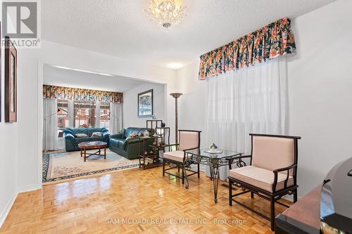 4461 Gladebrook Crescent, Mississauga, ON - Indoor