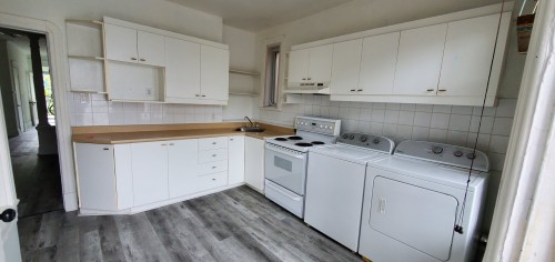 Cuisine - 8621 Rue St-Denis, Montréal (Villeray/Saint-Michel/Parc-Extension), QC - Indoor