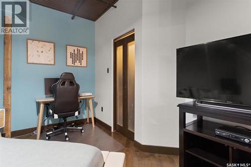 305 1275 Broad Street, Regina, SK - Indoor