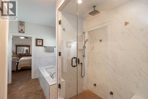 15 Volk Place, Red Deer, AB - Indoor Photo Showing Bathroom