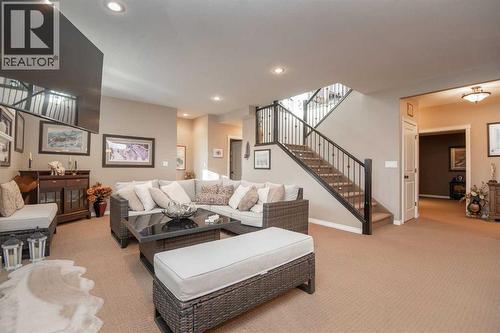 15 Volk Place, Red Deer, AB - Indoor Photo Showing Living Room